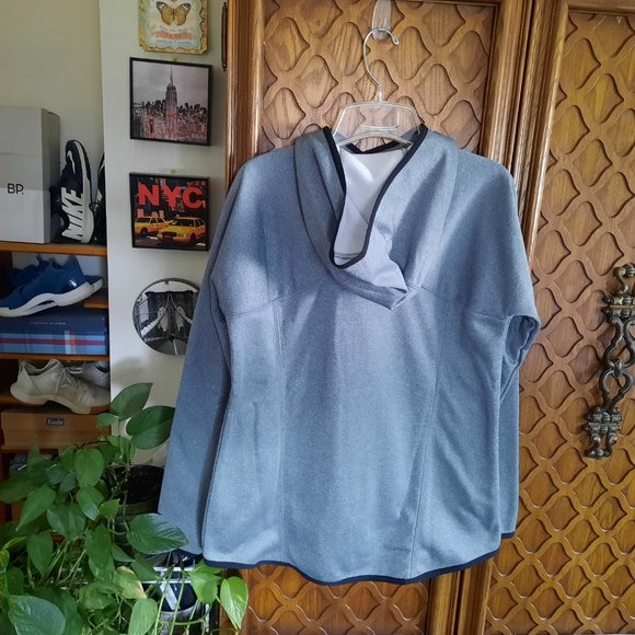 Reebok Tech Fleece Oversized Full Zip Hooded Jacket NWOT! -  Size S - Picture 11 of 16